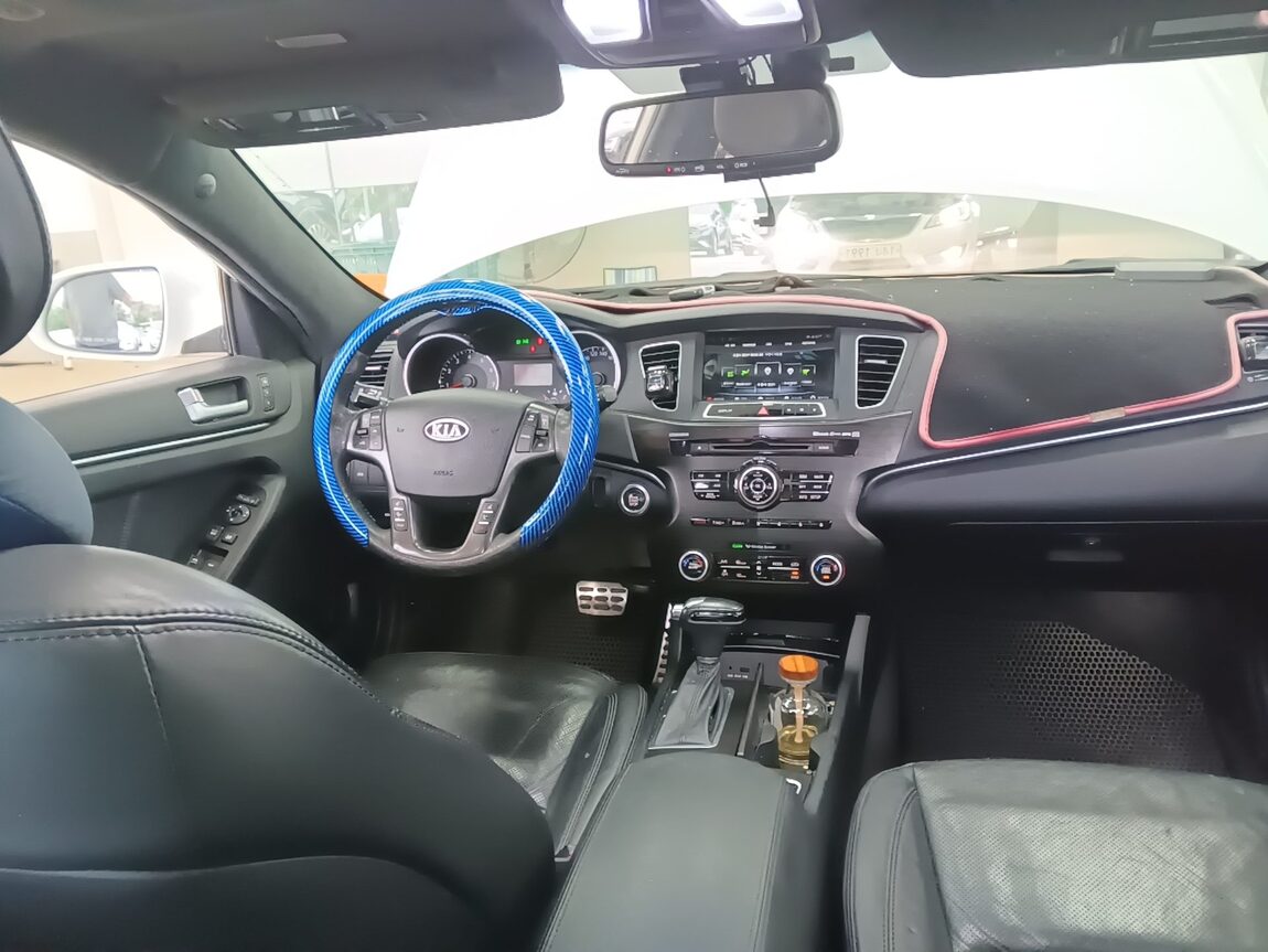 KIA K7 PRESTIGE 3.0 GDI PRESTIGE 2012 - zdjęcie 20