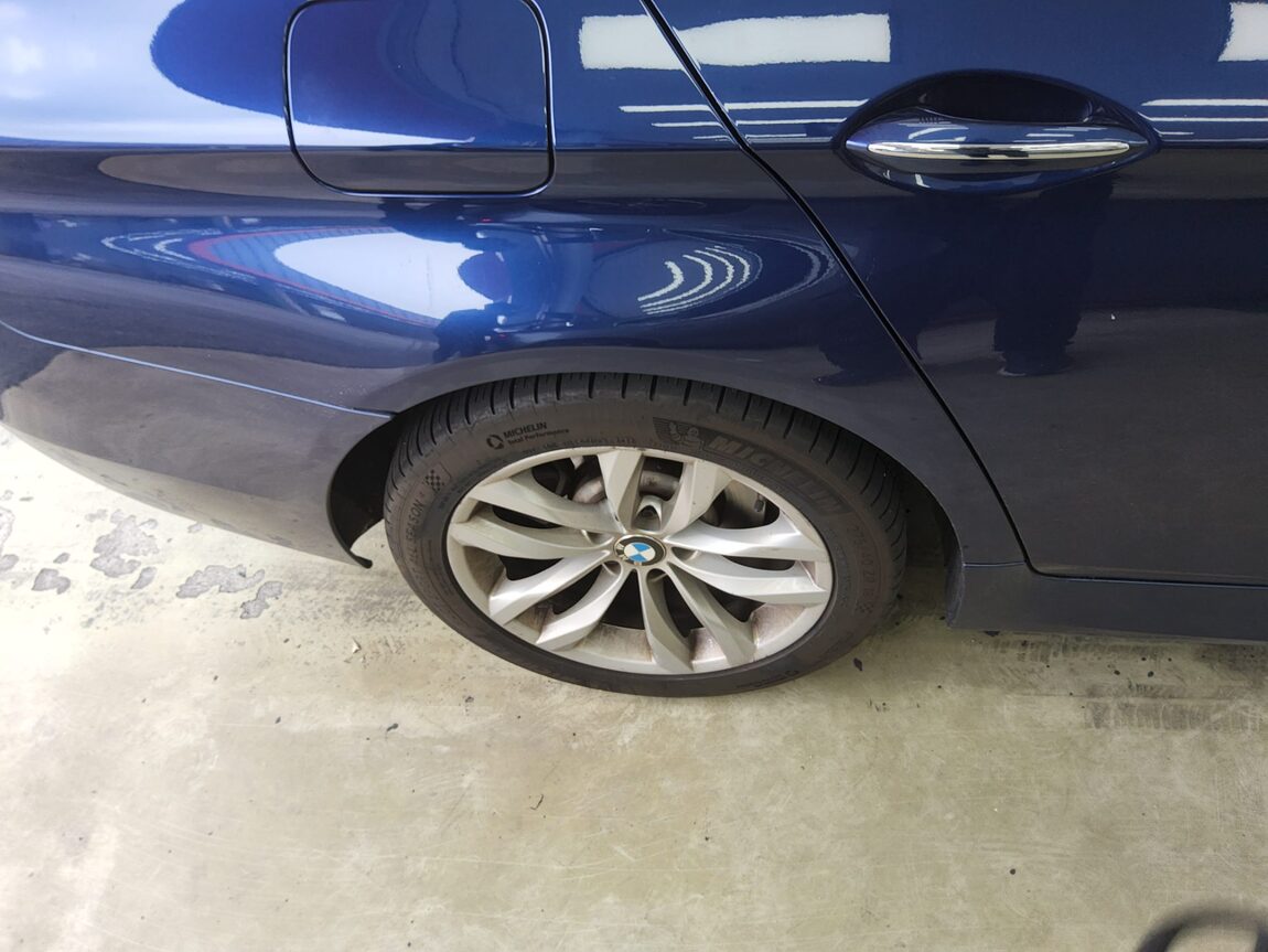 BMW 5 SERIES (6TH GEN) 520d M AERODYNAMIC 2016 - zdjęcie 23