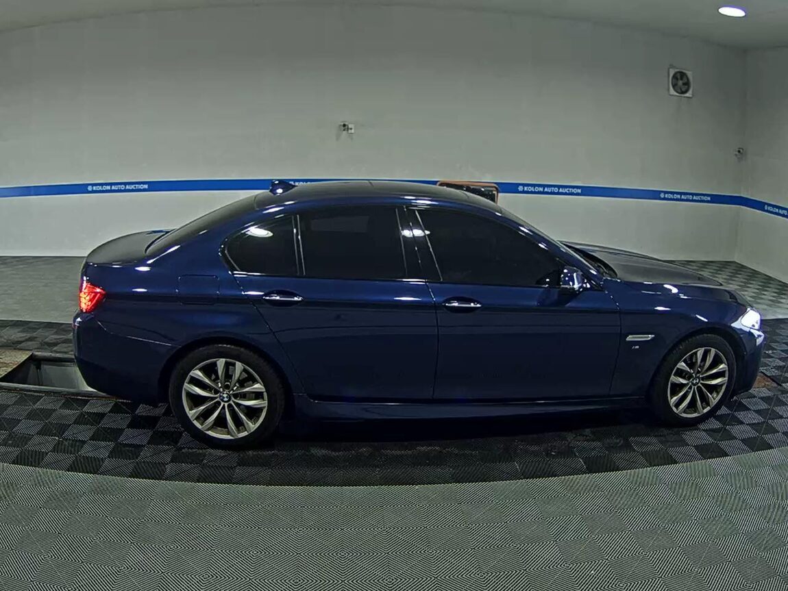 BMW 5 SERIES (6TH GEN) 520d M AERODYNAMIC 2016 - zdjęcie 4