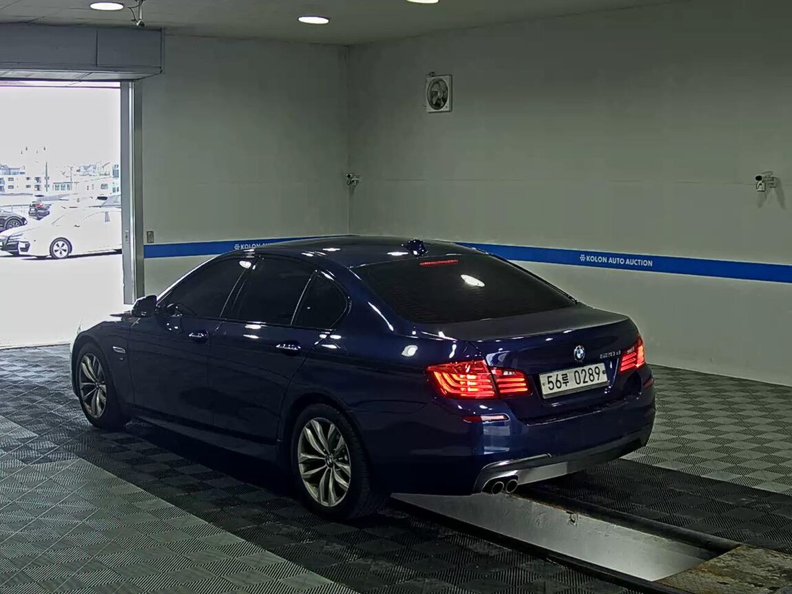 BMW 5 SERIES (6TH GEN) 520d M AERODYNAMIC 2016 - zdjęcie 6