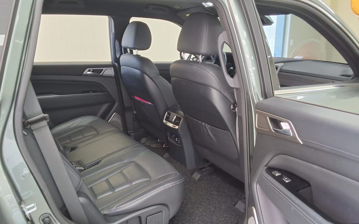 KG MOBILITY (SSANGYONG) G4 REXTON 2.2 4WD MAJESTY 2019 - zdjęcie 13