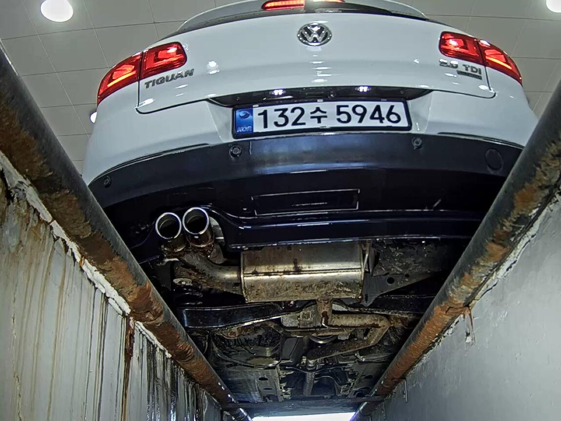 VOLKSWAGEN TIGUAN 2.0 TDI BLUEMOTION 2015 - zdjęcie 8