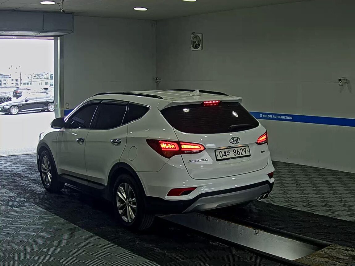 HYUNDAI SANTA FE THE PRIME DIESEL R2.0 2WD PREMIUM 2018 - zdjęcie 6