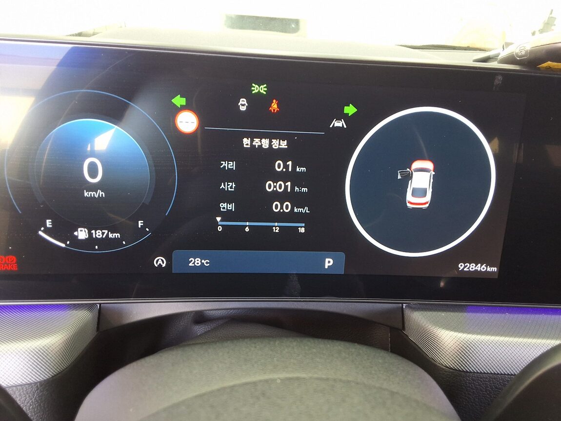 HYUNDAI SONATA THE EDGE GASOLINE 2.0 EXCLUSIVE 2024 - zdjęcie 10