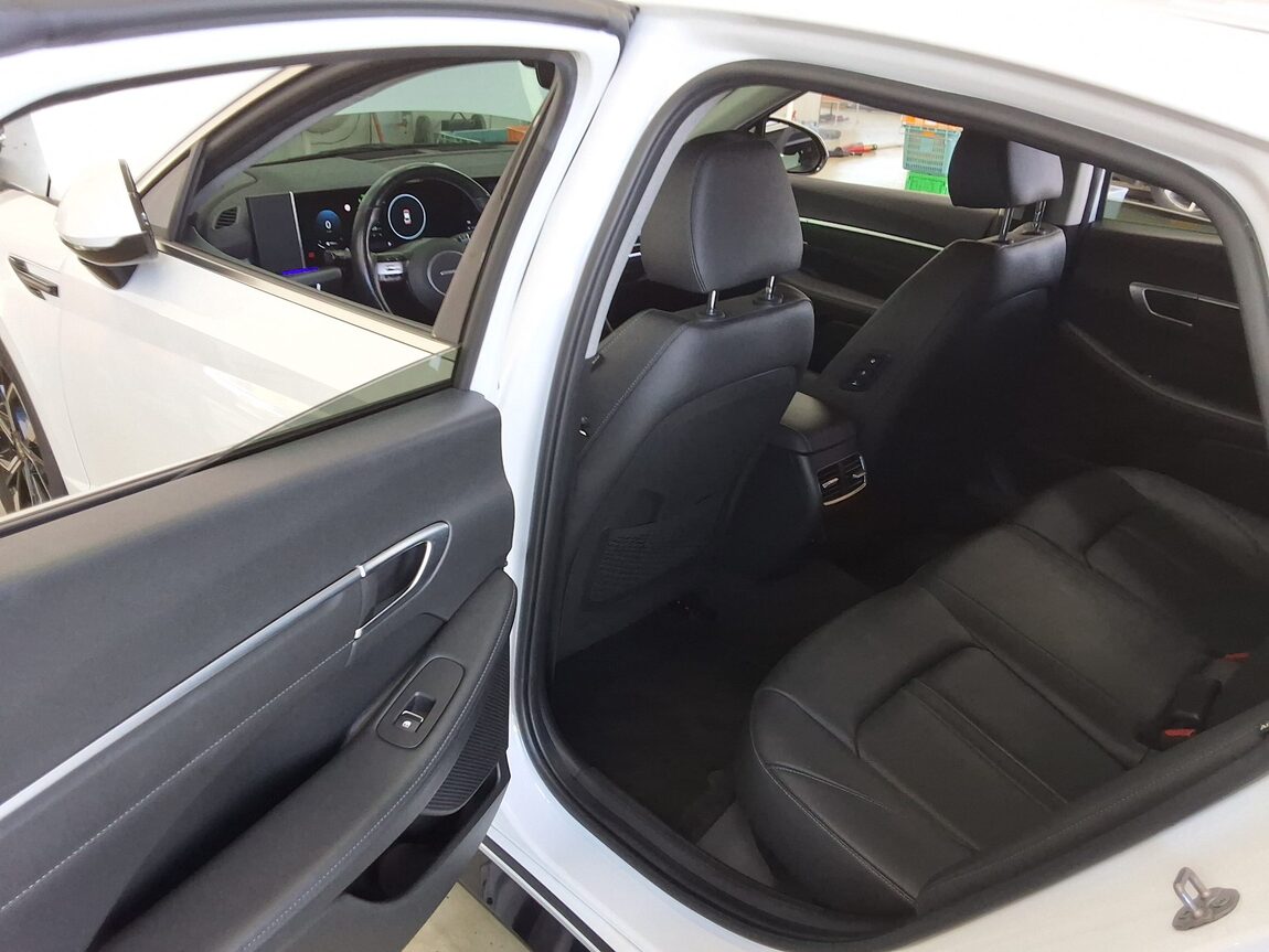 HYUNDAI SONATA THE EDGE GASOLINE 2.0 EXCLUSIVE 2024 - zdjęcie 13
