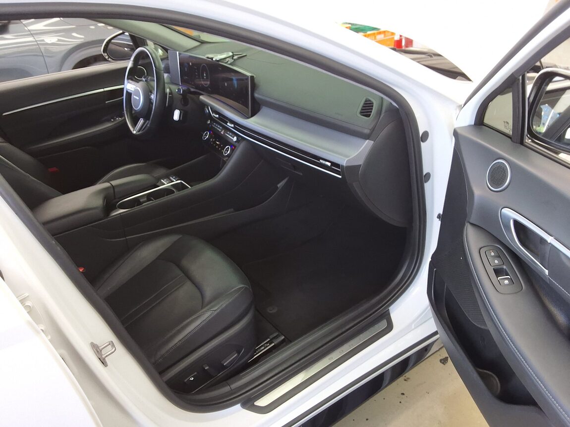 HYUNDAI SONATA THE EDGE GASOLINE 2.0 EXCLUSIVE 2024 - zdjęcie 15