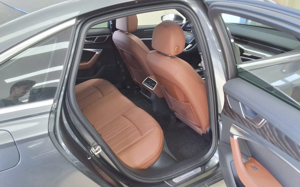 AUDI A6 (5TH GEN) 40 TDI QUATTRO PREMIUM 2021 - zdjęcie 13
