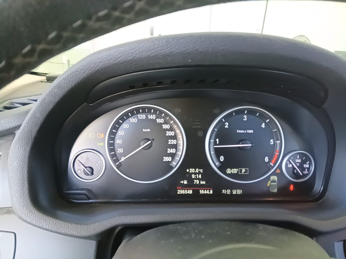 BMW X3 (2ND GEN) 20d xDRIVE HIGH 2012 - zdjęcie 9