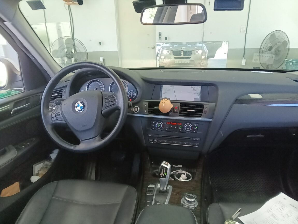 BMW X3 (2ND GEN) 20d xDRIVE HIGH 2012 - zdjęcie 21