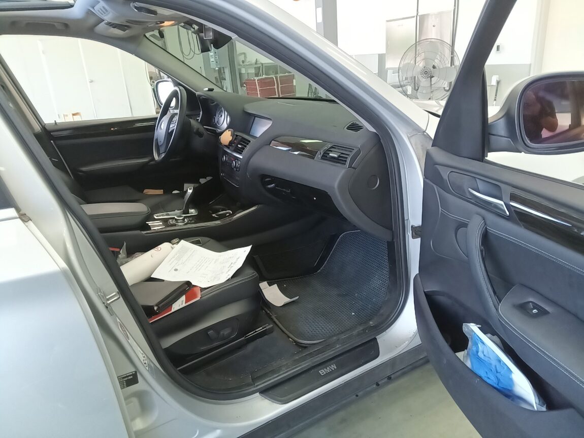 BMW X3 (2ND GEN) 20d xDRIVE HIGH 2012 - zdjęcie 14