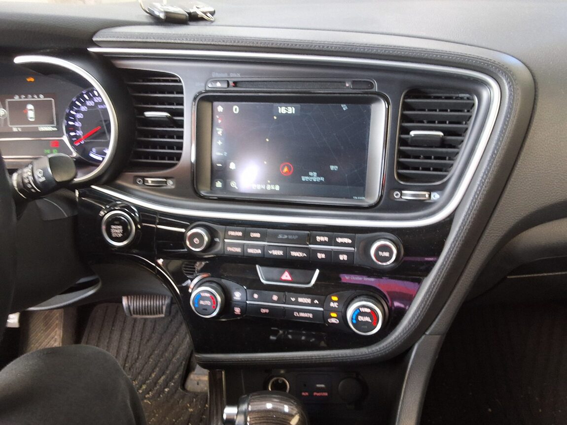 KIA THE NEW K5 2.0 CVVL PRESTIGE 2015 - zdjęcie 24
