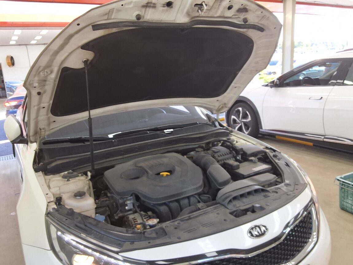 KIA THE NEW K5 2.0 CVVL PRESTIGE 2015 - zdjęcie 18