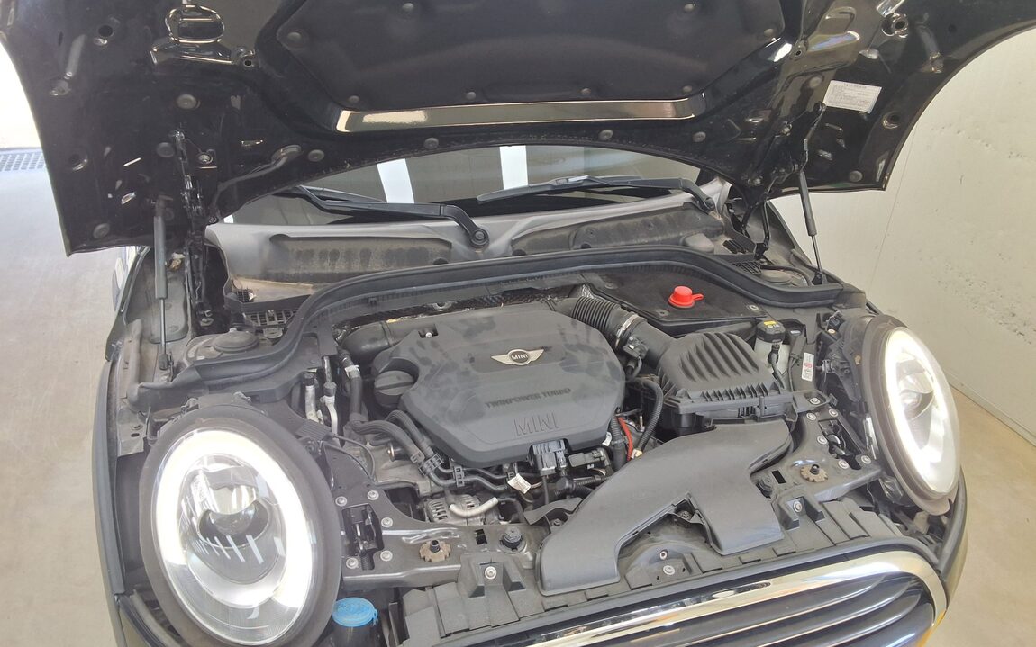 MINI COOPER (3RD GEN) 5-DOOR 1.5 D MID 2016 - zdjęcie 23