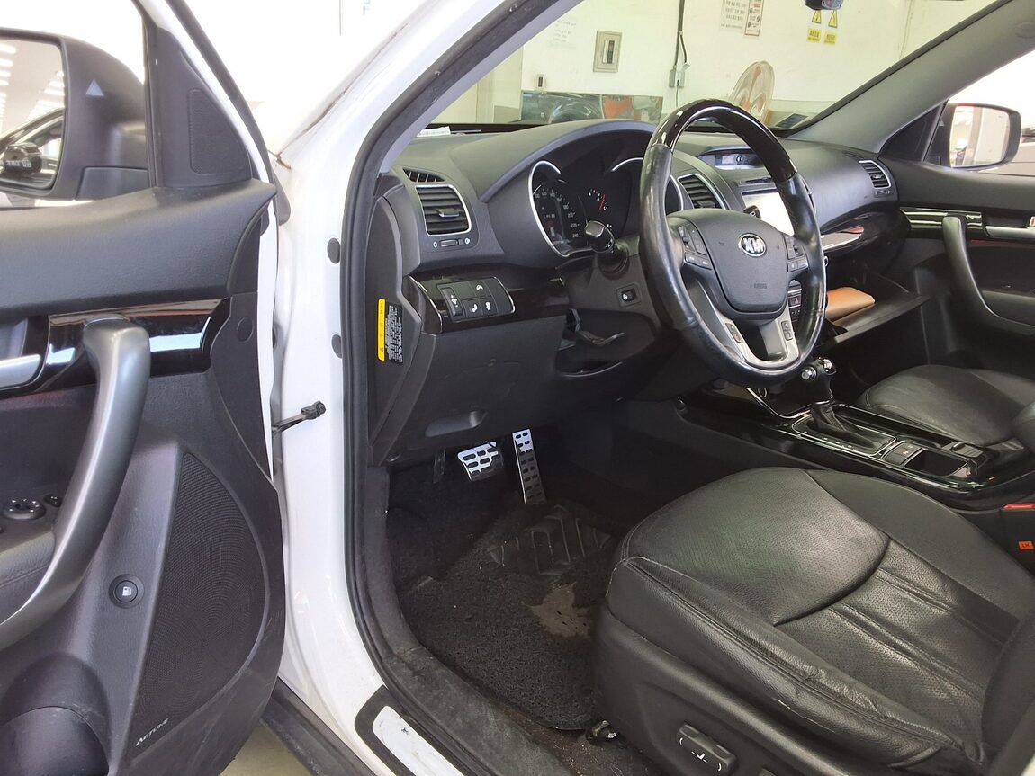 KIA NEW SORENTO R R2.0 2WD NOBLESSE 2014 - zdjęcie 10