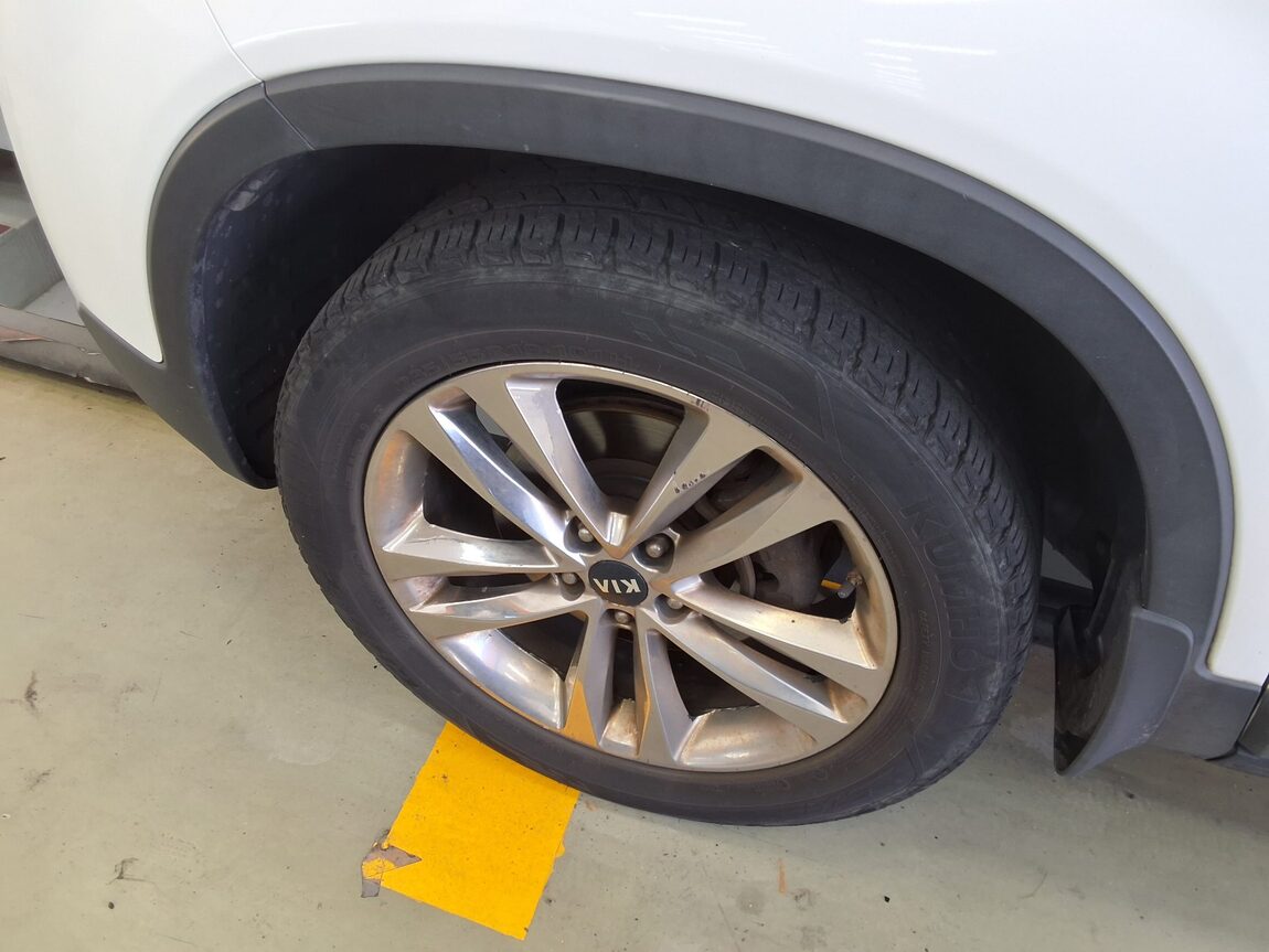 KIA NEW SORENTO R R2.0 2WD NOBLESSE 2014 - zdjęcie 21