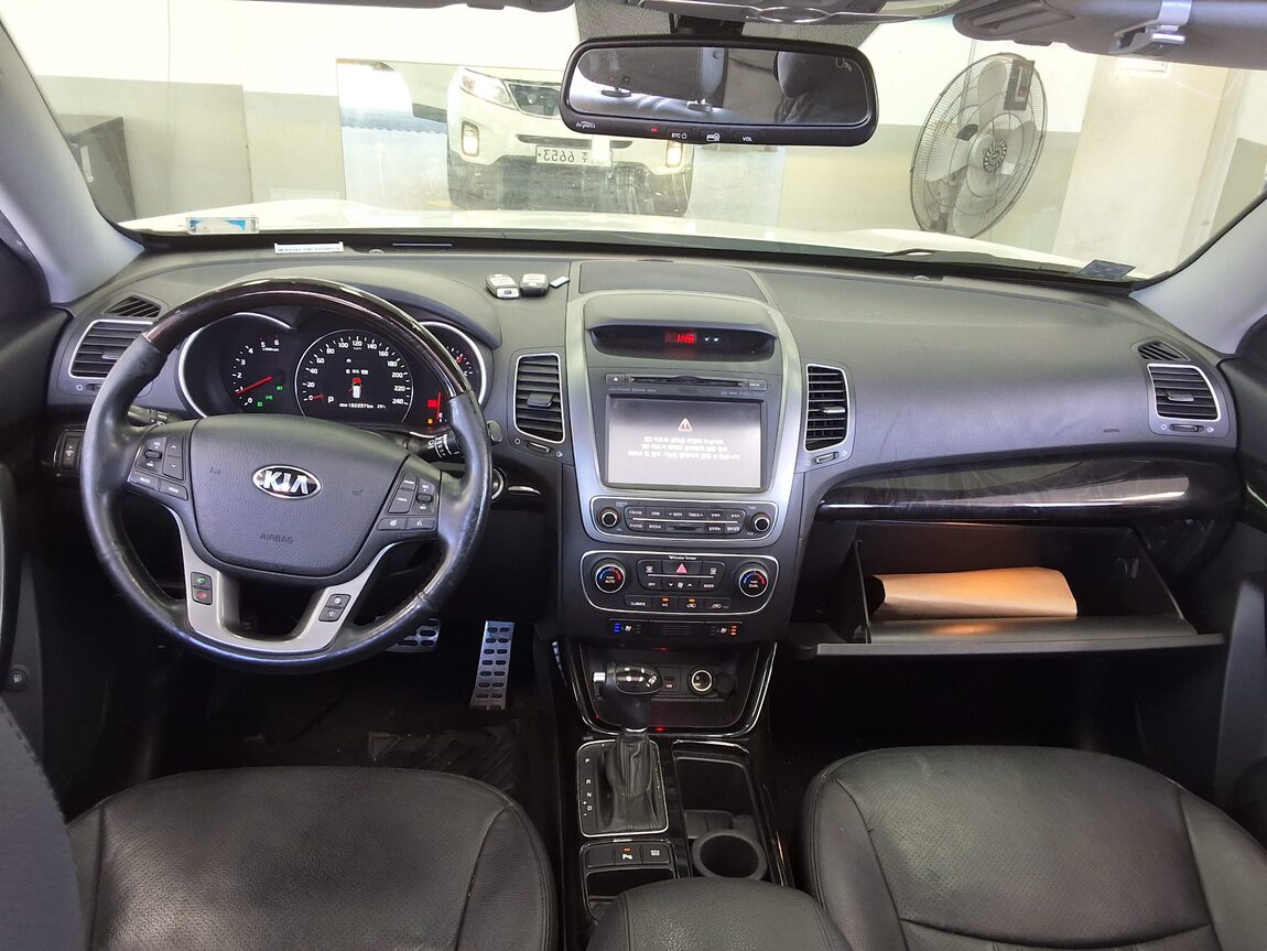 KIA NEW SORENTO R R2.0 2WD NOBLESSE 2014 - zdjęcie 11