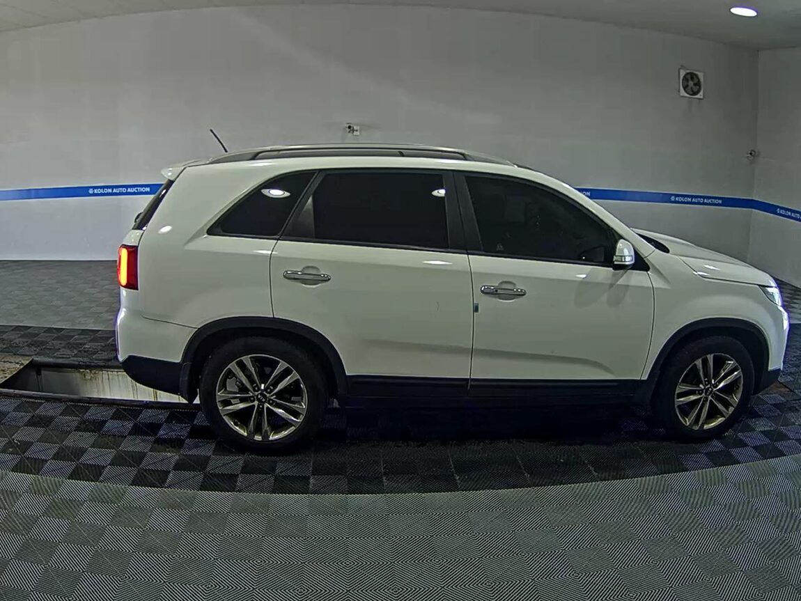KIA NEW SORENTO R R2.0 2WD NOBLESSE 2014 - zdjęcie 4