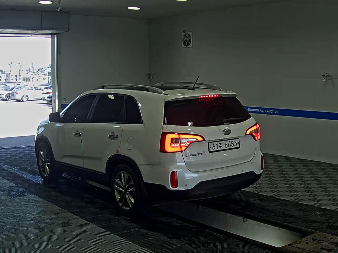 KIA NEW SORENTO R R2.0 2WD NOBLESSE 2014 - zdjęcie 6