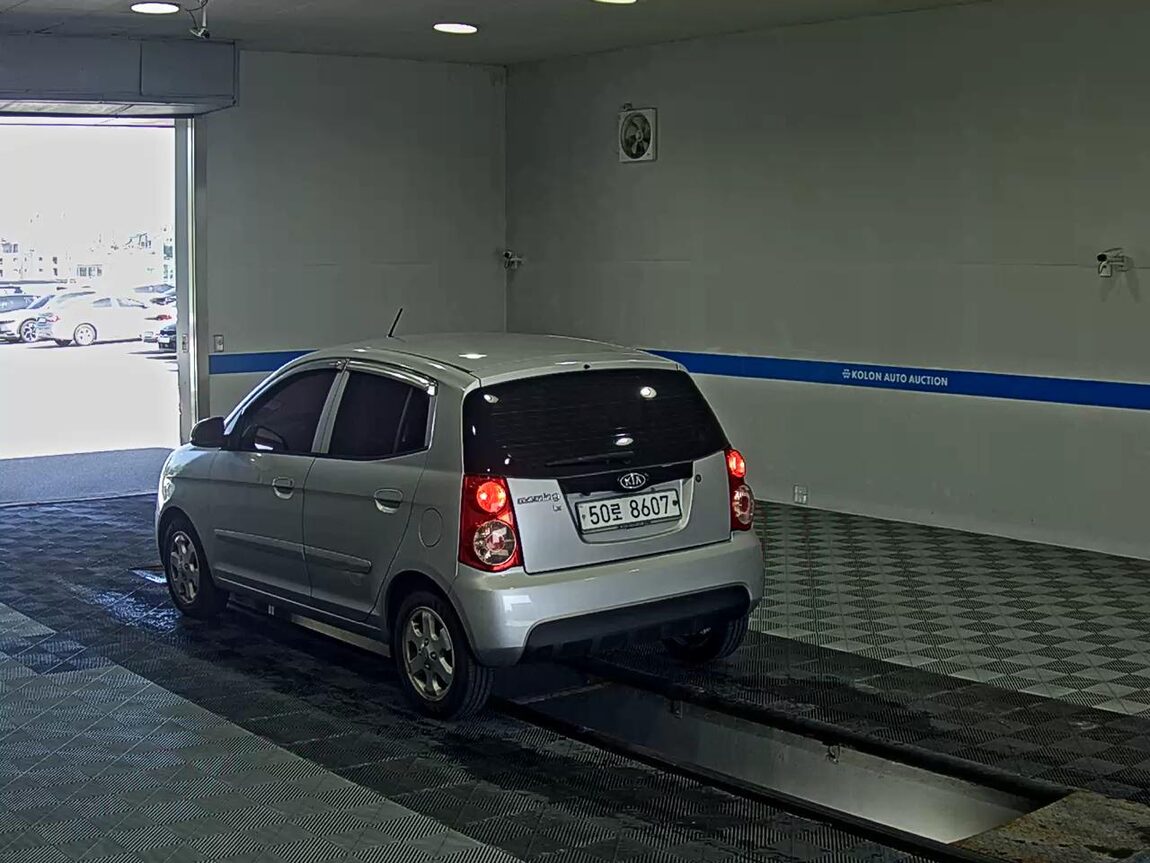 KIA NEW MORNING LX BASE MODEL BLACK PREMIUM 2011 - zdjęcie 6