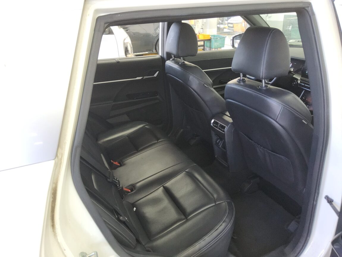 KG MOBILITY (SSANGYONG) TORRES 1.5 GDI-T 4WD T7 2023 - zdjęcie 13