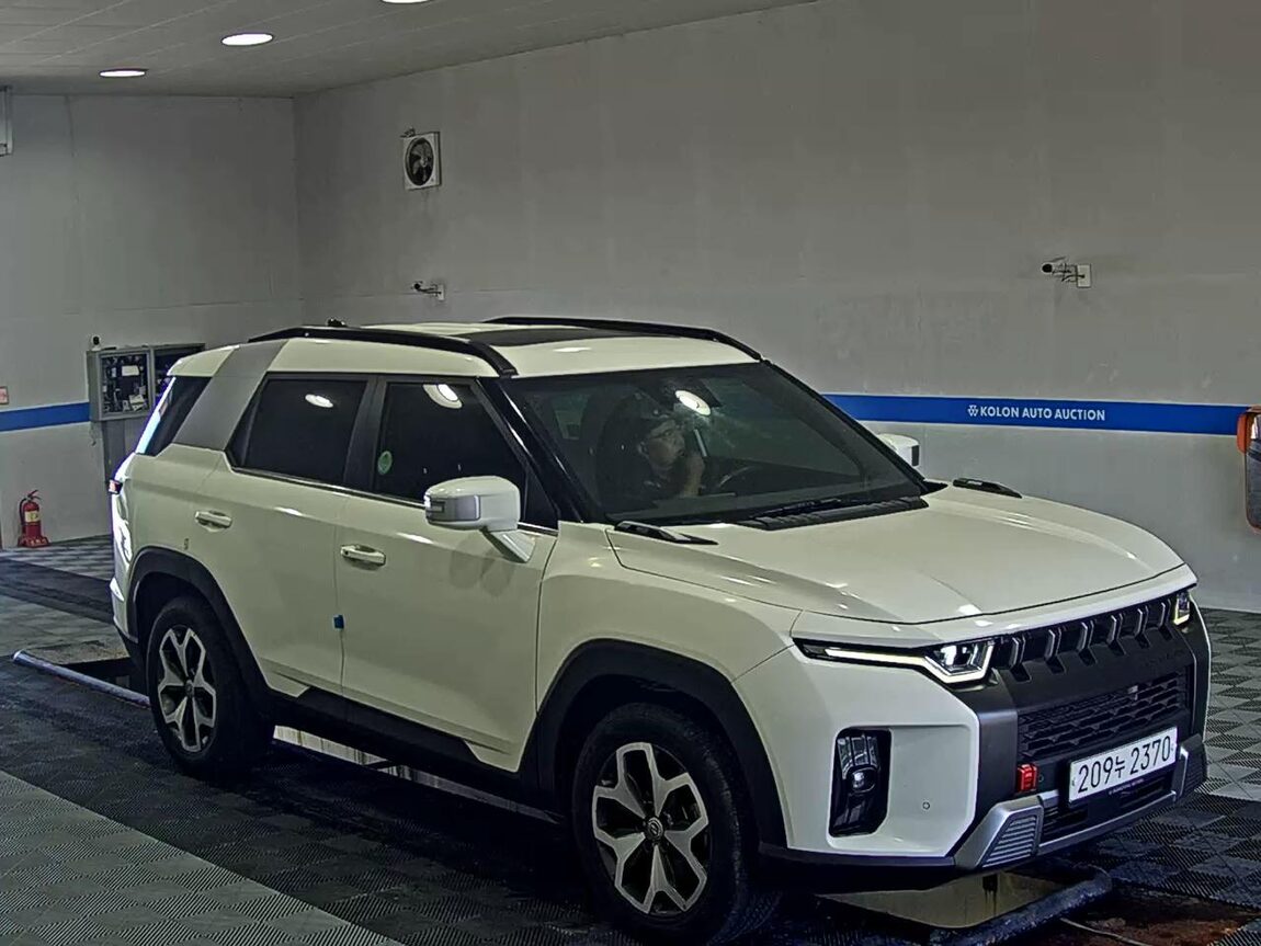 KG MOBILITY (SSANGYONG) TORRES 1.5 GDI-T 4WD T7 2023 - zdjęcie 3