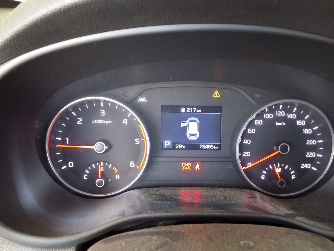 KIA SPORTAGE THE BOLD R2.0 DIESEL 4WD PRESTIGE 2020 - zdjęcie 10