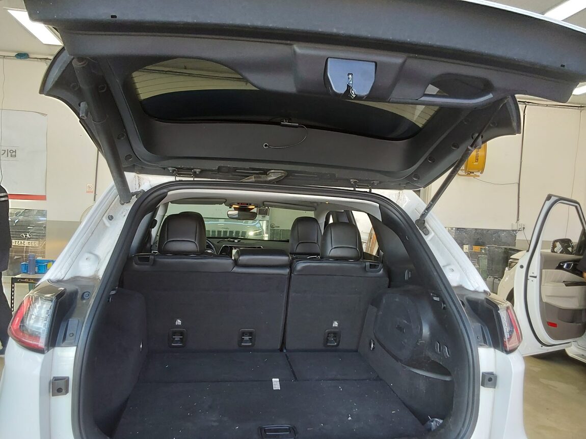JEEP CHEROKEE (KL) 2.4 LIMITED 2021 - zdjęcie 15