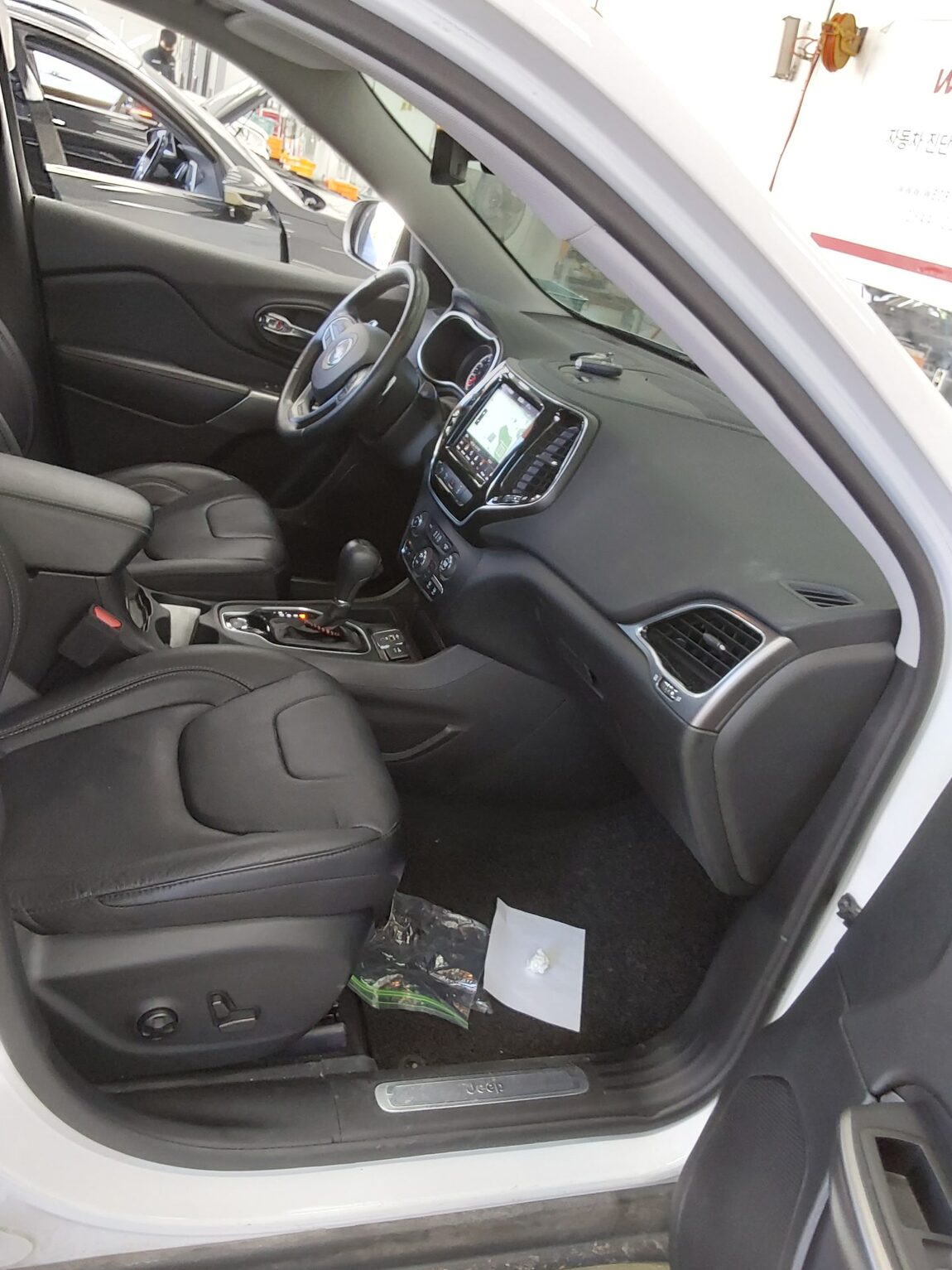 JEEP CHEROKEE (KL) 2.4 LIMITED 2021 - zdjęcie 14