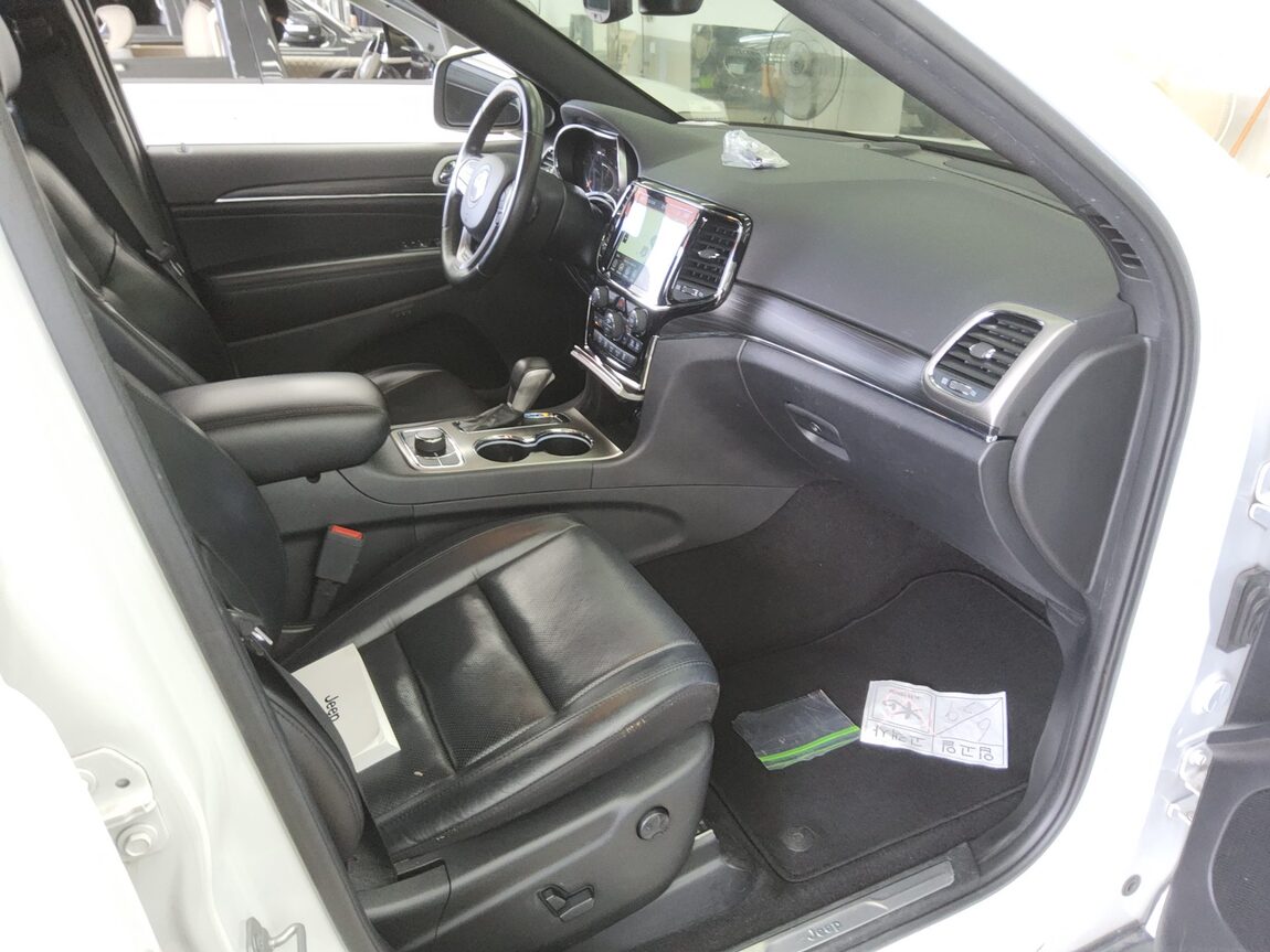 JEEP GRAND CHEROKEE (WK2) 3.6 V6 LIMITED 2021 - zdjęcie 14