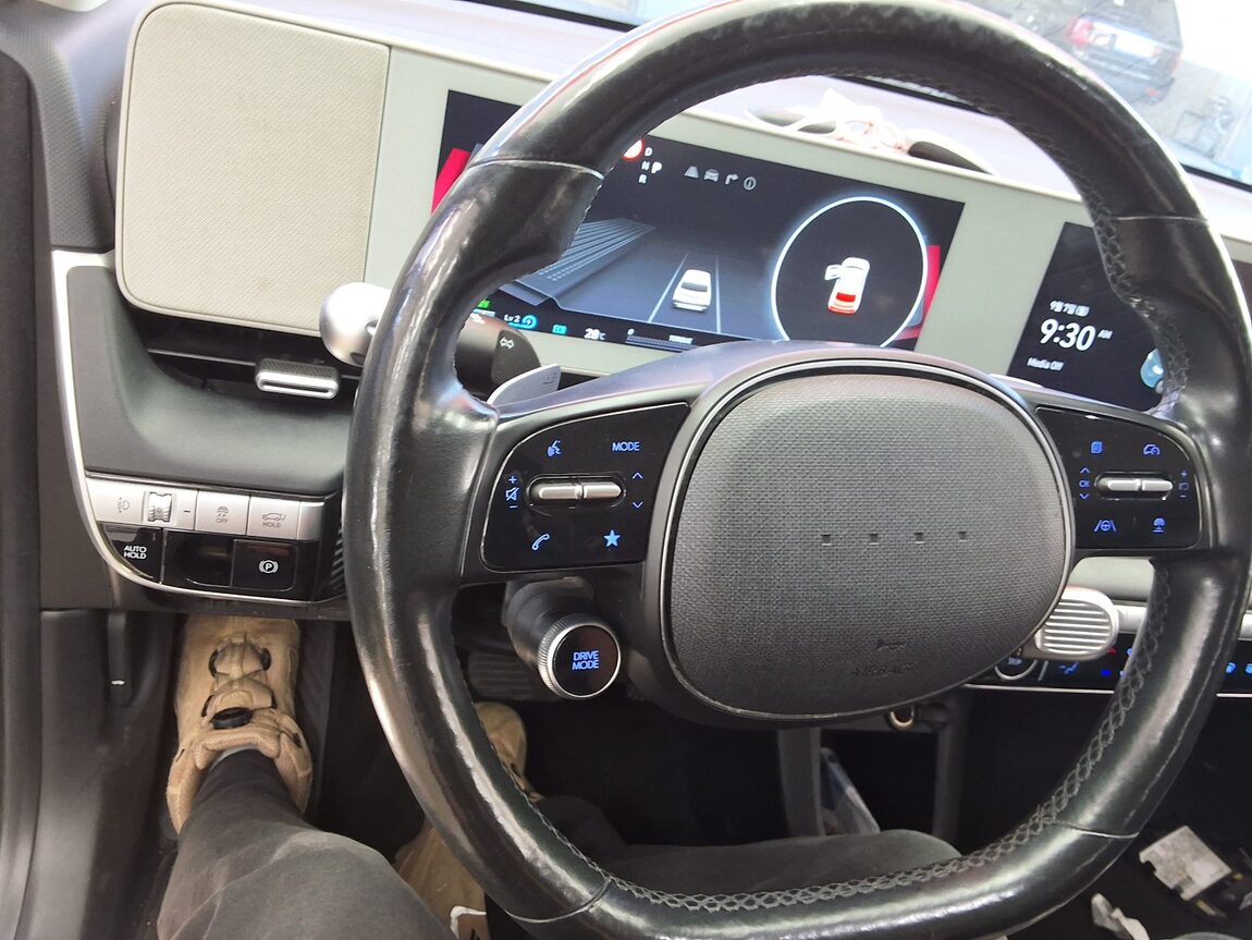 HYUNDAI IONIQ 5 EV 2WD LONG RANGE EXCLUSIVE 2022 - zdjęcie 23