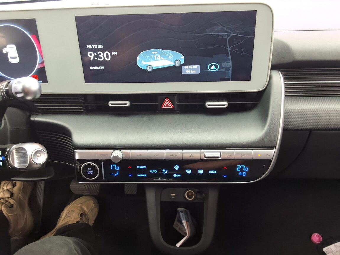 HYUNDAI IONIQ 5 EV 2WD LONG RANGE EXCLUSIVE 2022 - zdjęcie 24