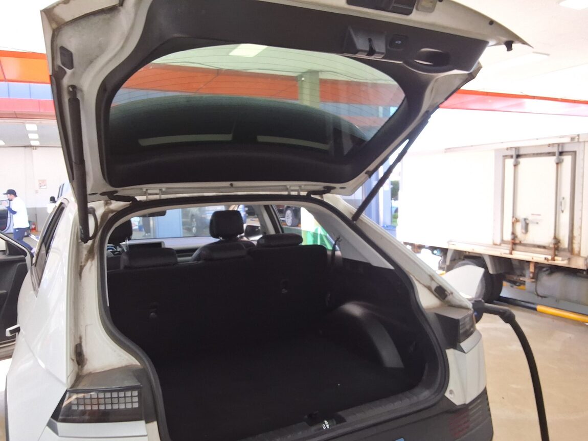 HYUNDAI IONIQ 5 EV 2WD LONG RANGE EXCLUSIVE 2022 - zdjęcie 16