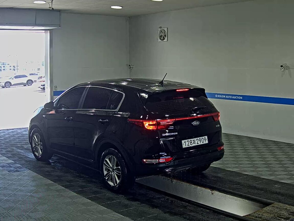 KIA NEW SPORTAGE 1.7 2WD TRENDY 2016 - zdjęcie 6