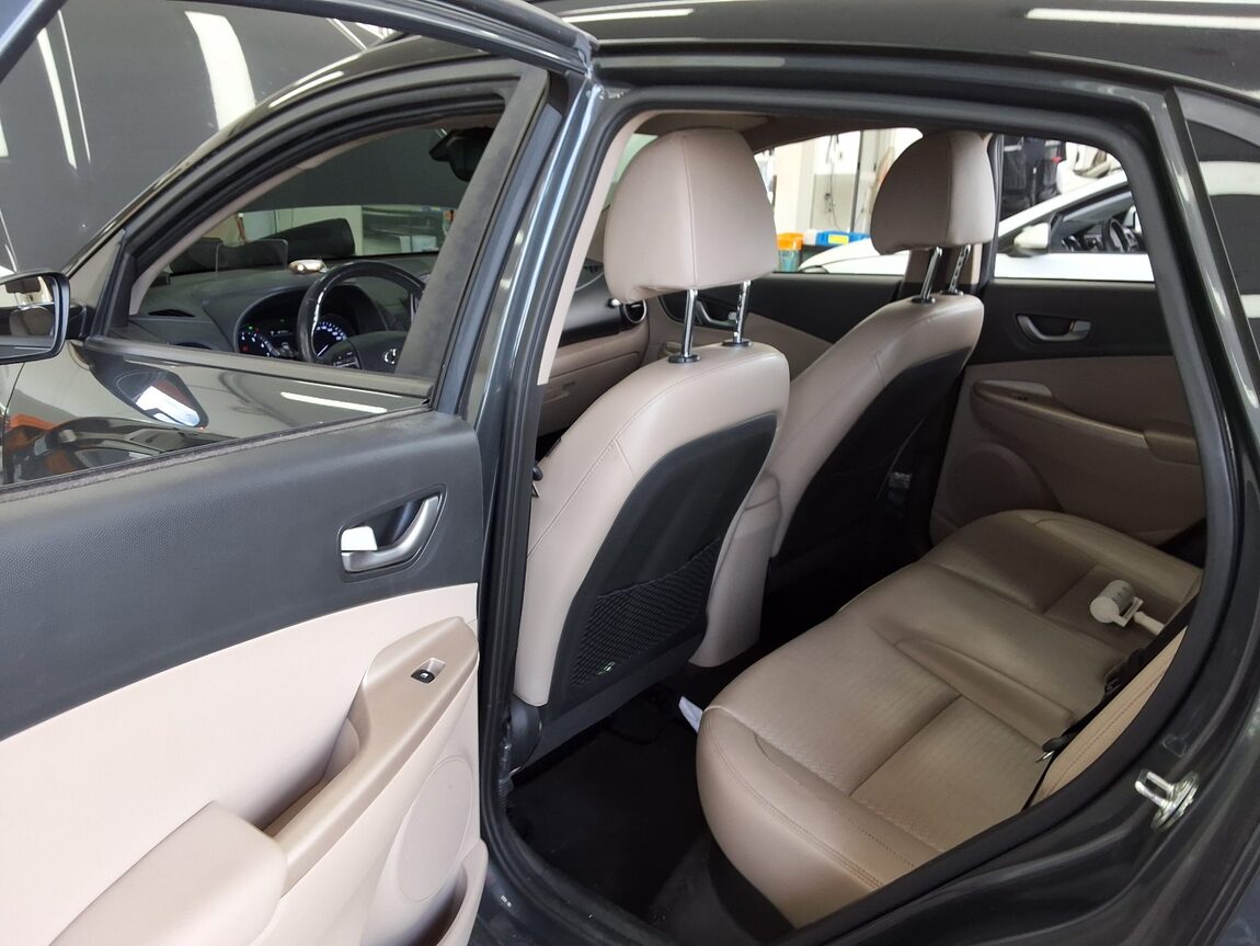 HYUNDAI KONA 1.6 GASOLINE 4WD PREMIUM 2018 - zdjęcie 13