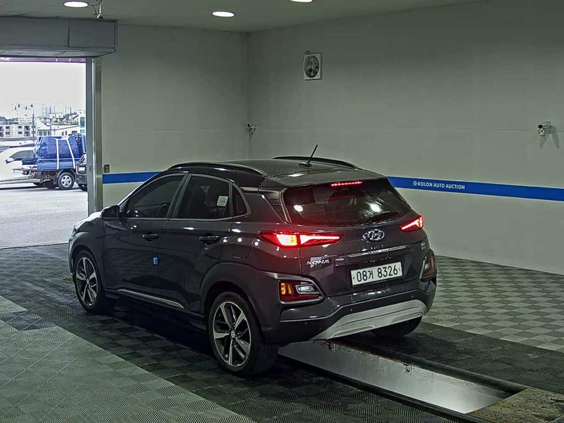 HYUNDAI KONA 1.6 GASOLINE 4WD PREMIUM 2018 - zdjęcie 6