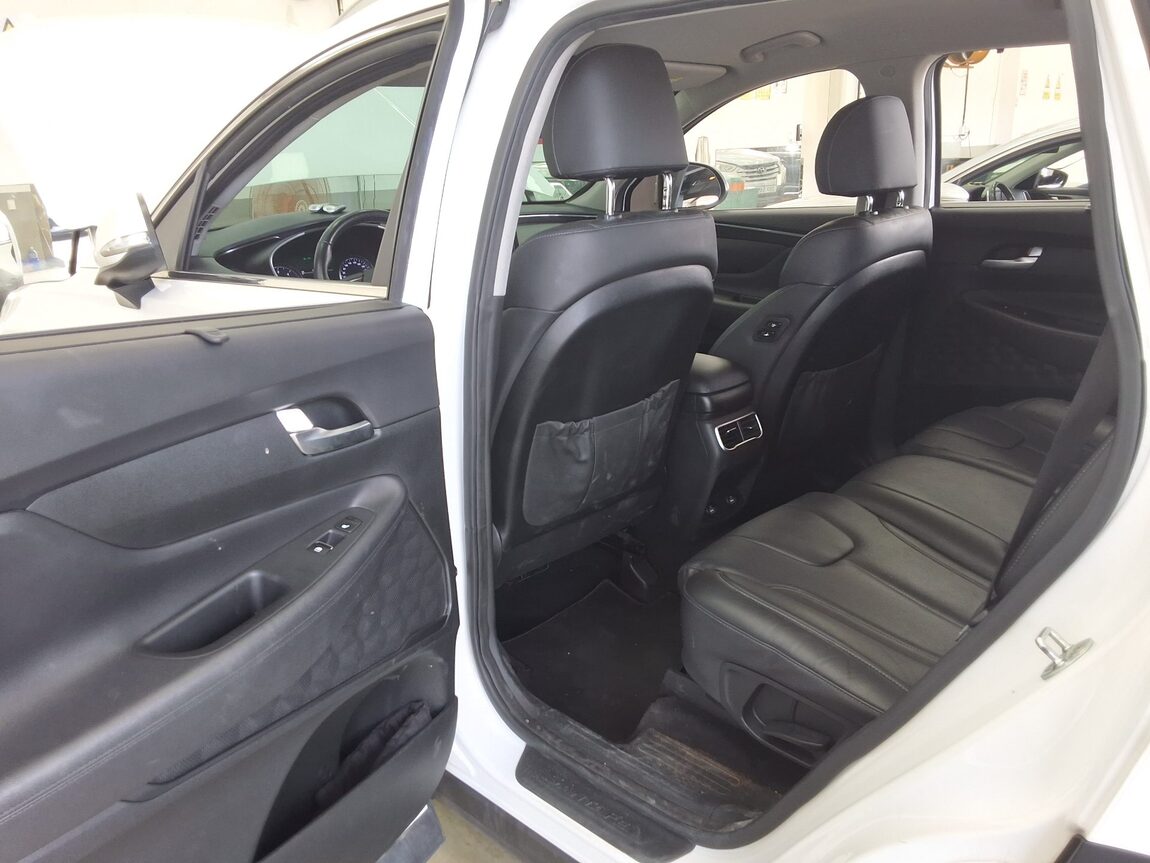 HYUNDAI THE NEW SANTA FE DIESEL 2.2 2WD PRESTIGE 2021 - zdjęcie 13