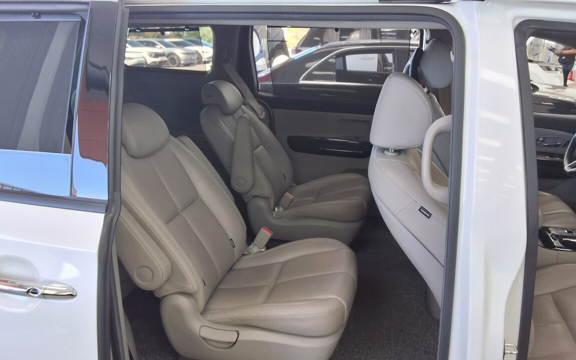 KIA THE NEW CARNIVAL 9-SEATER GASOLINE NOBLESSE SPECIAL 2019 - zdjęcie 13