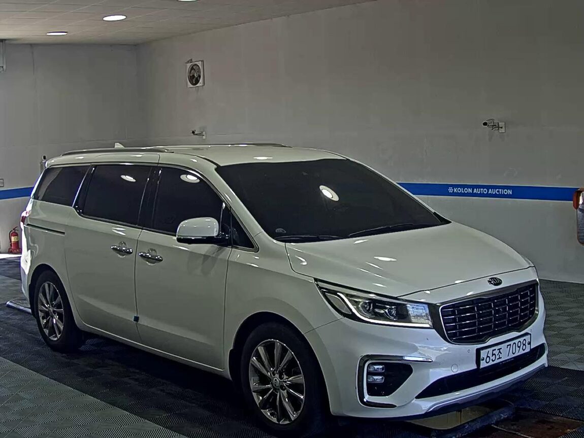 KIA THE NEW CARNIVAL 9-SEATER GASOLINE NOBLESSE SPECIAL 2019 - zdjęcie 3