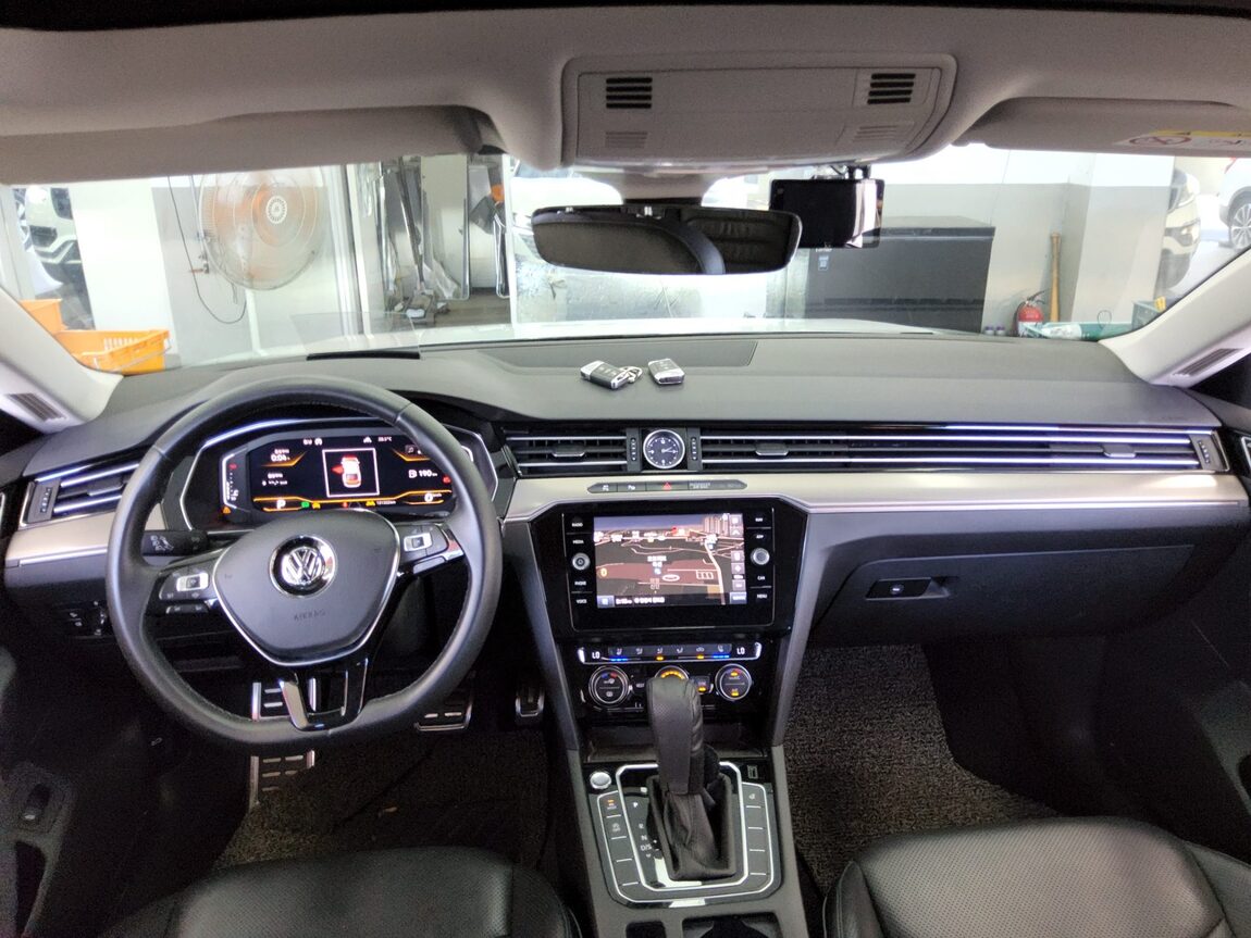 VOLKSWAGEN ARTEON 2.0 TDI ELEGANCE PRESTIGE 2020 - zdjęcie 11