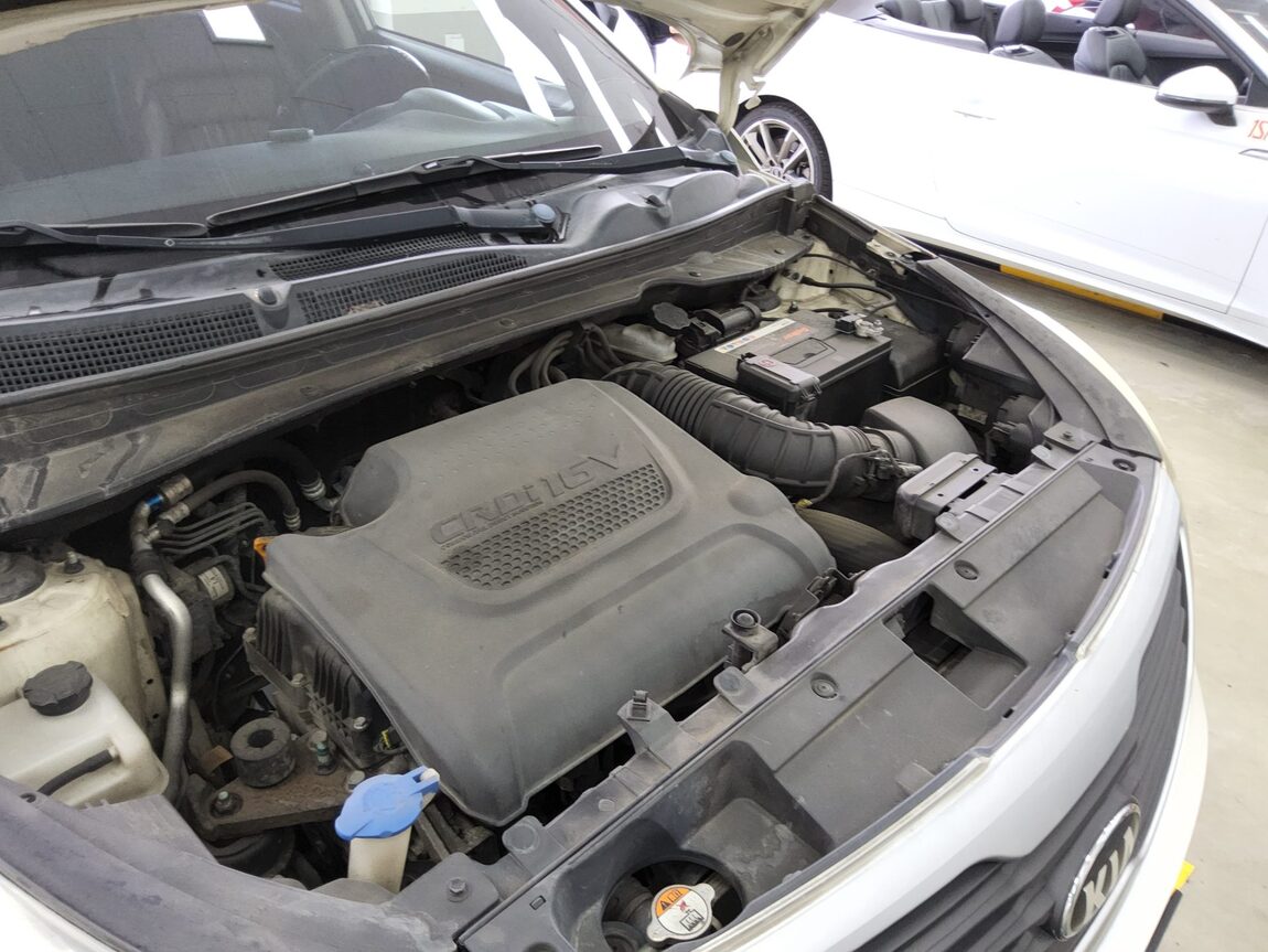 KIA SPORTAGE R DIESEL R2.0 2WD TLX LUXURY MODEL 2013 - zdjęcie 19
