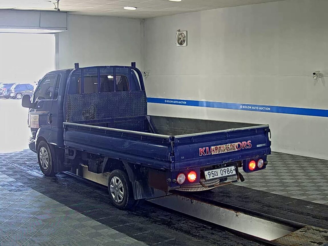 KIA THE NEW BONGO III CARGO 1 TON LPG KING CAB EXTRA LONG WHEELBASE GLS 2020 - zdjęcie 6