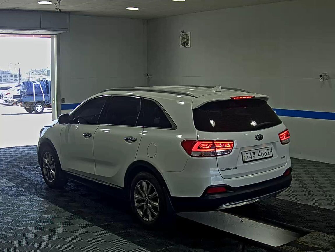 KIA ALL NEW SORENTO R2.0 2WD NOBLESSE 2016 - zdjęcie 6