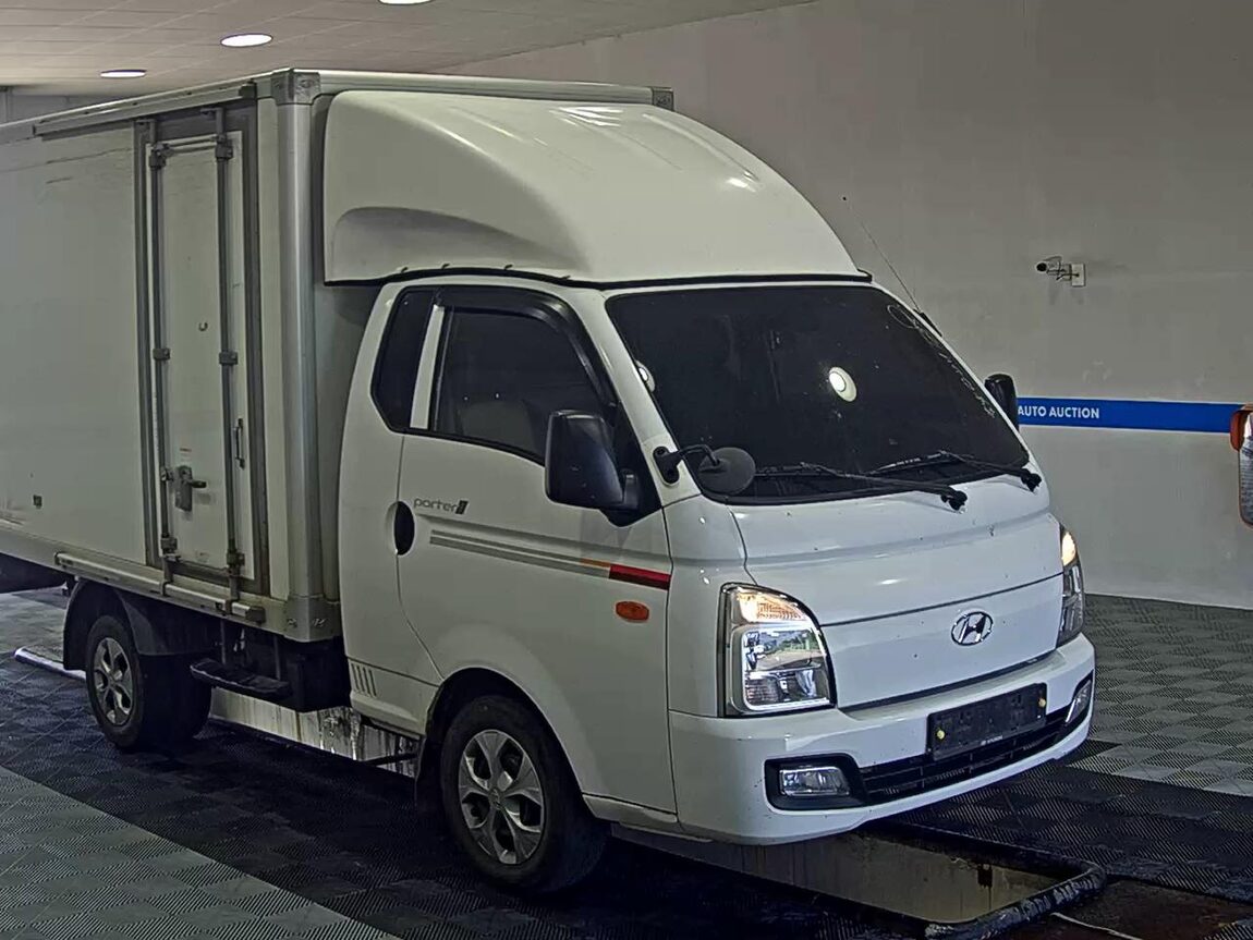 HYUNDAI PORTER II HIGH-ROOF BUILT-IN BOX TRUCK SUPER CAB 2023 - zdjęcie 3