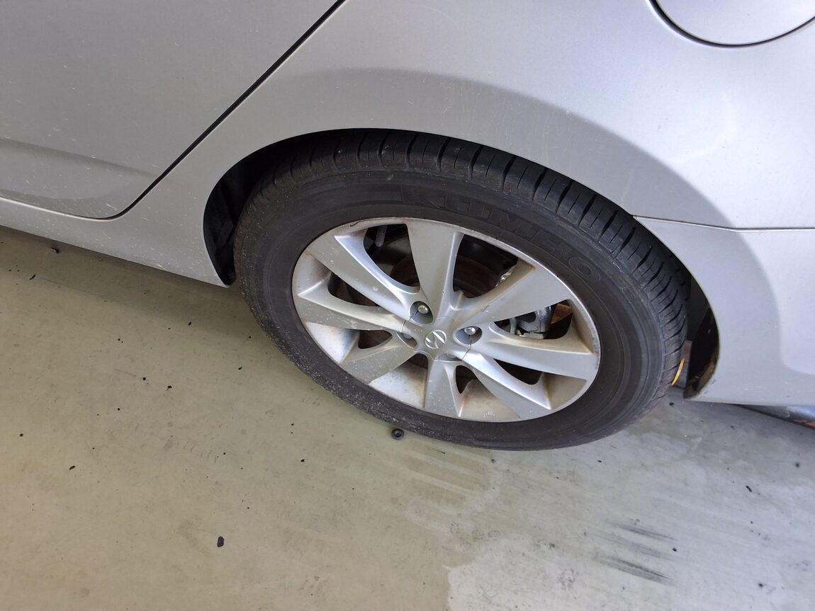 HYUNDAI NEW ACCENT 1.6 VGT PREMIER 2012 - zdjęcie 22