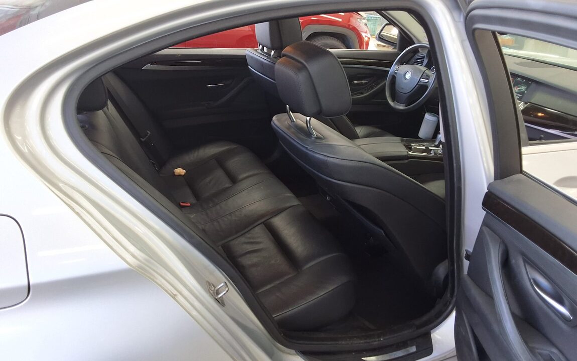 BMW 5 SERIES (6TH GEN) 528i 2013 - zdjęcie 13