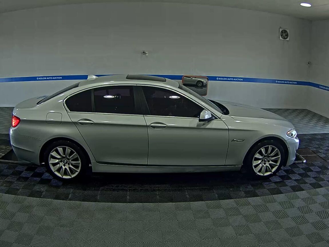 BMW 5 SERIES (6TH GEN) 528i 2013 - zdjęcie 4