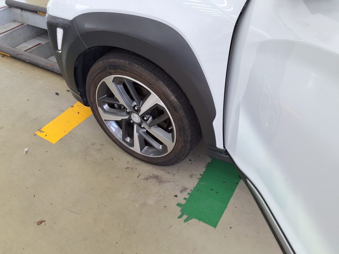 HYUNDAI KONA 1.6 GASOLINE 2WD MODERN ART 2018 - zdjęcie 21
