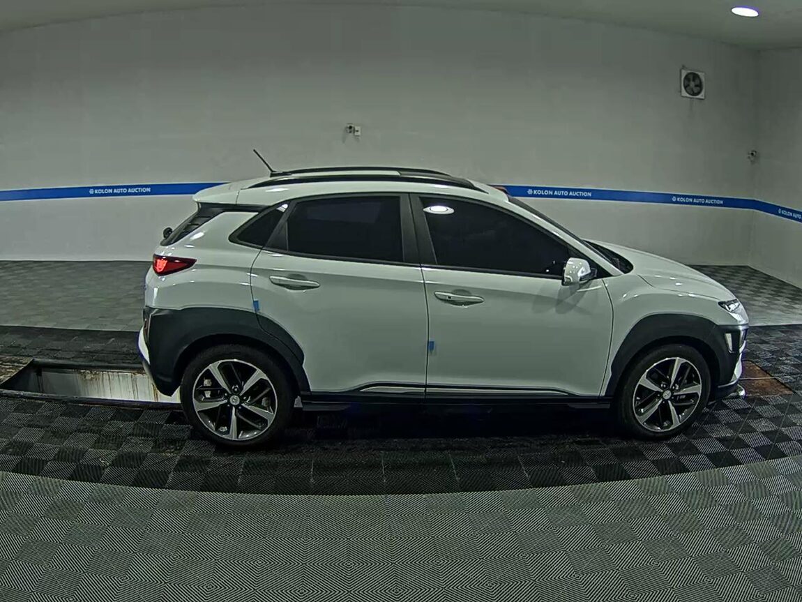 HYUNDAI KONA 1.6 GASOLINE 2WD MODERN ART 2018 - zdjęcie 4