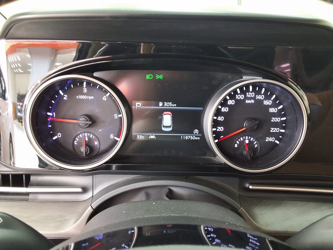 KIA NEW CARNIVAL (KA4) 9-SEATER DIESEL PRESTIGE 2021 - zdjęcie 10