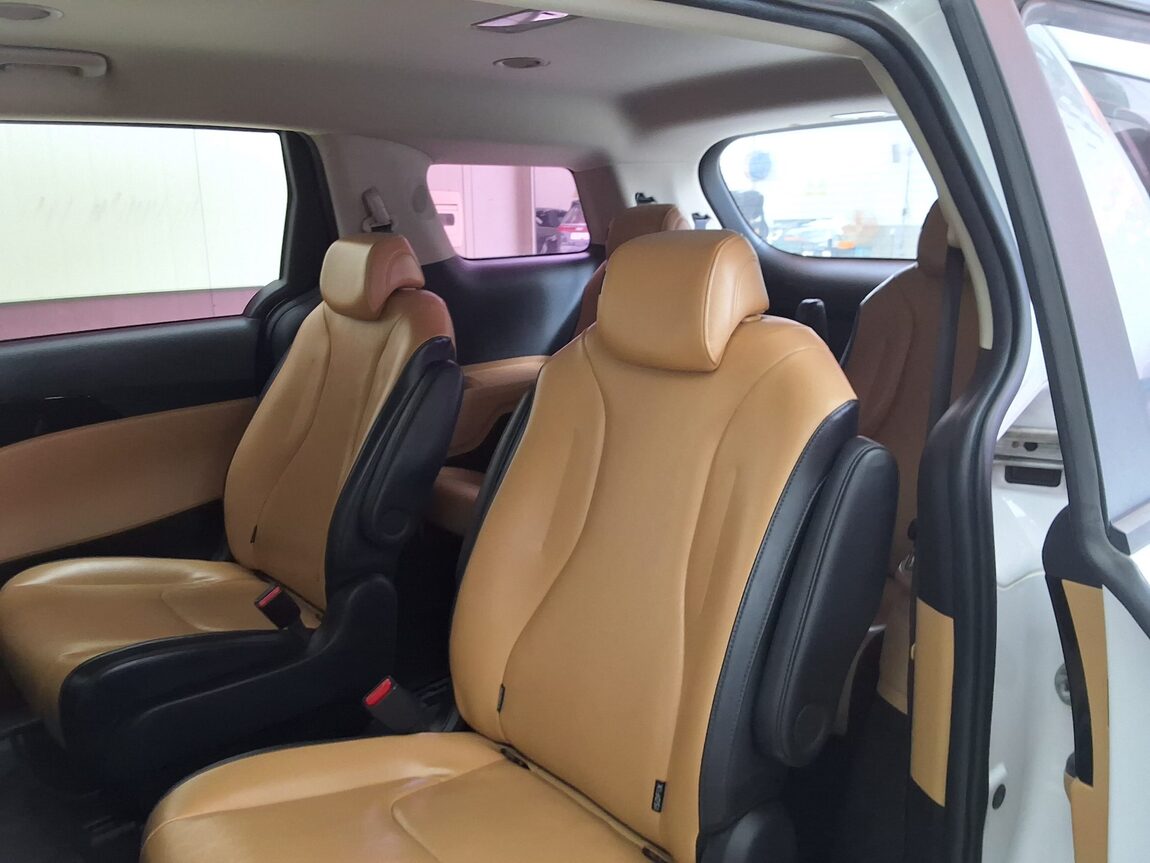 KIA NEW CARNIVAL (KA4) 9-SEATER DIESEL PRESTIGE 2021 - zdjęcie 13